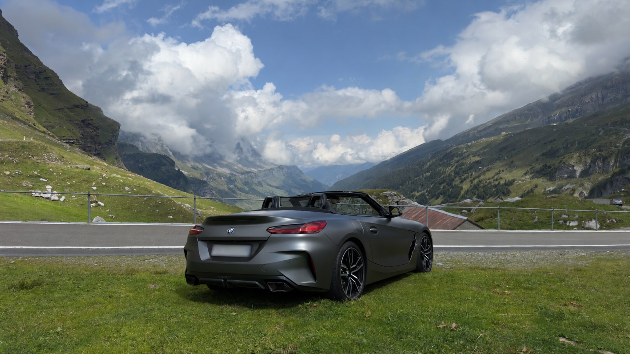 BMW Z4 overlooking the Klausen Pass valley